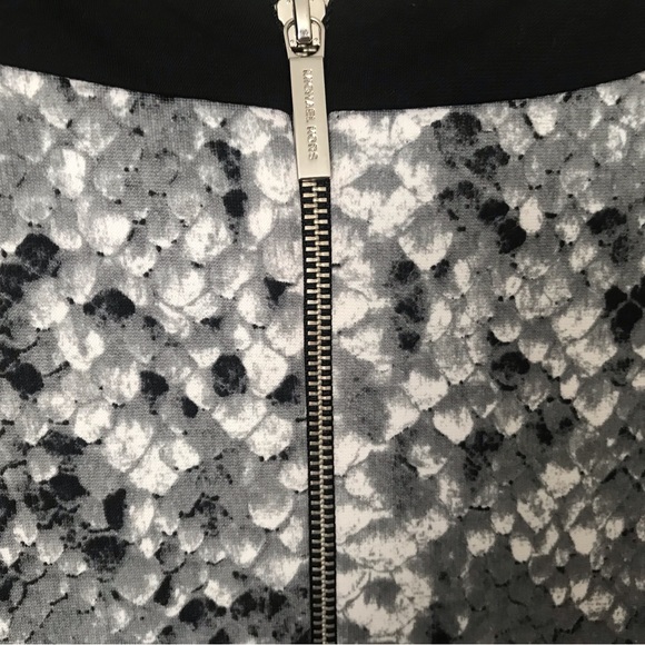 BNWT Michael Michael Kors dress - Picture 5 of 10